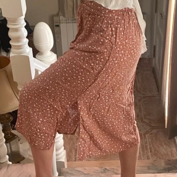 *SOLD*Midi floral skirt Pull & Bear - Picture 3 of 8
